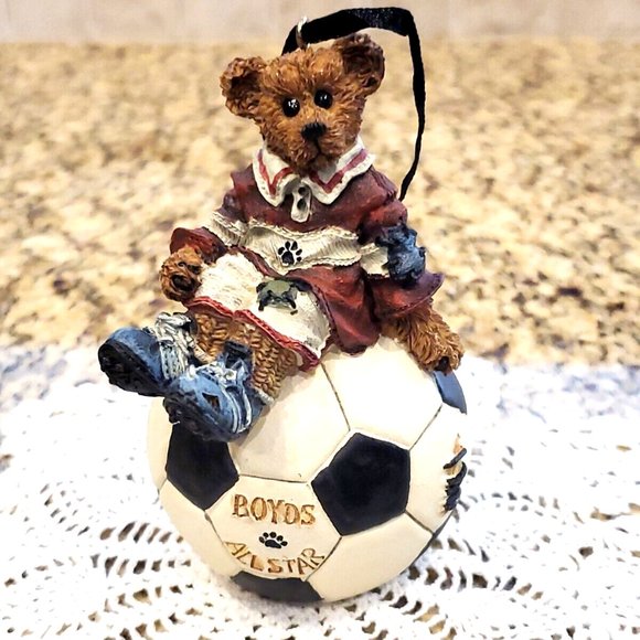 Boyd's Bears Christmas Ornament Resin, Soccer 1998, 4" Tall Boyd's Allstar - Picture 2 of 7